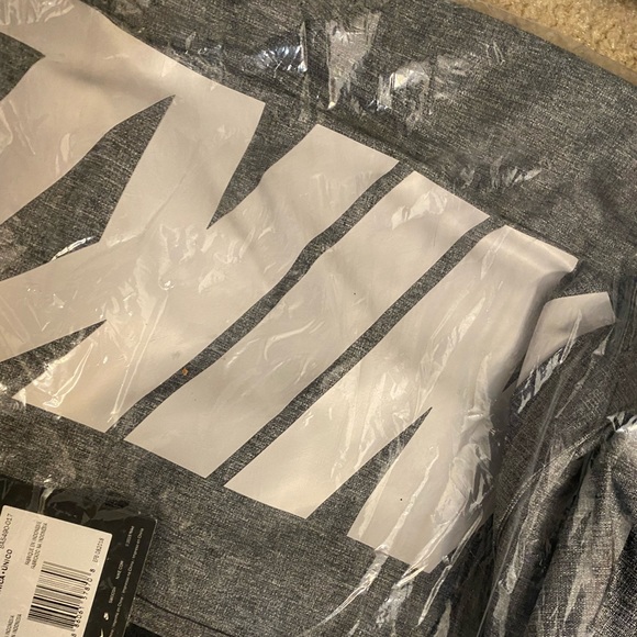 Nike Duffel Gym Bag - Picture 5 of 6